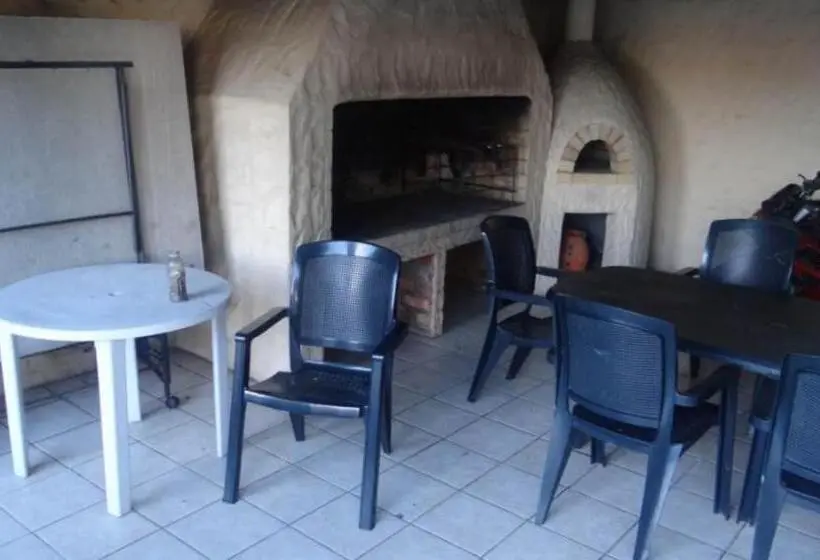 Majatalo Fomo Lodge