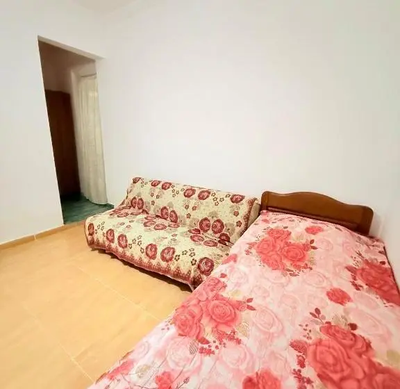 پانسیون Lambada House