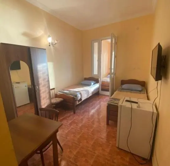 پانسیون Lambada House