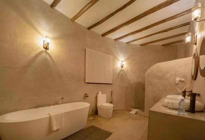 هتل Emburara Farm Lodge