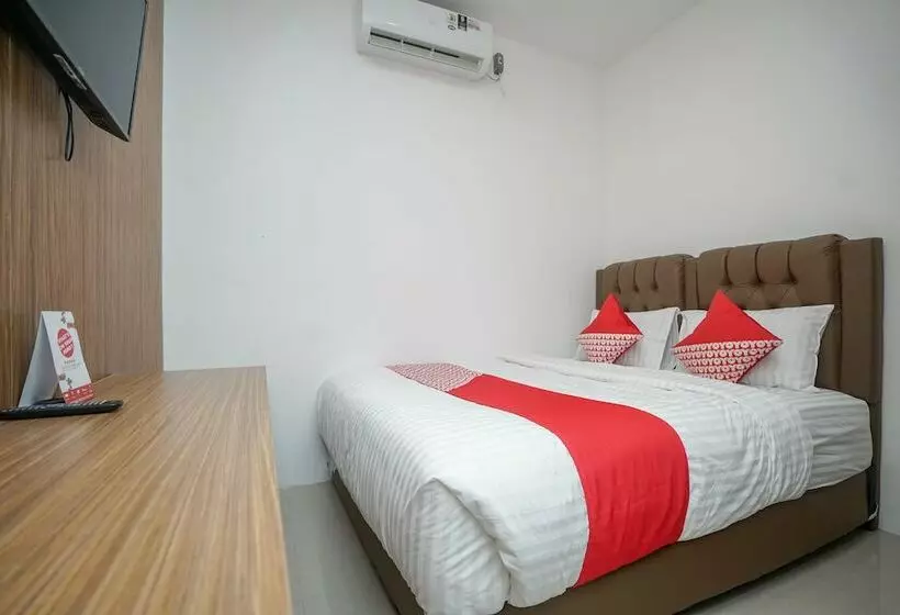 Hotelli Oyo 343 Lawang15 Syariah