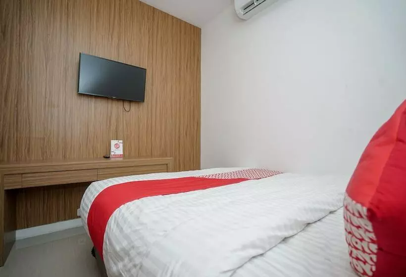 Hotelli Oyo 343 Lawang15 Syariah