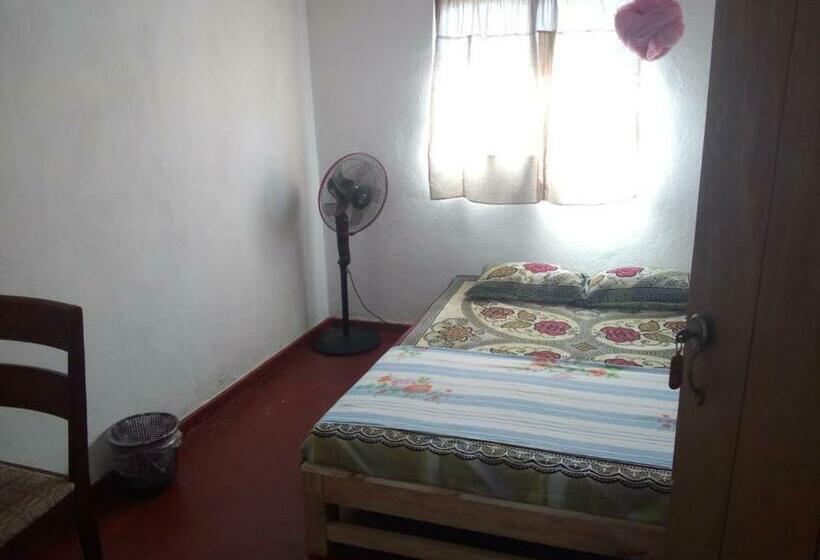 هتل Triple One Villa