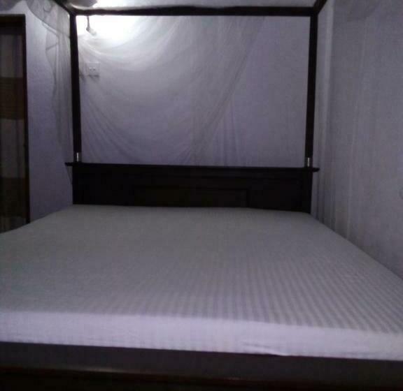 هتل Triple One Villa