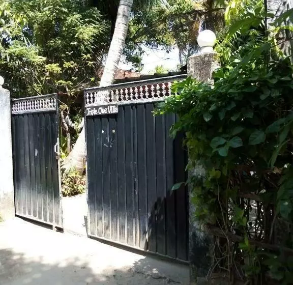 Hotel Triple One Villa