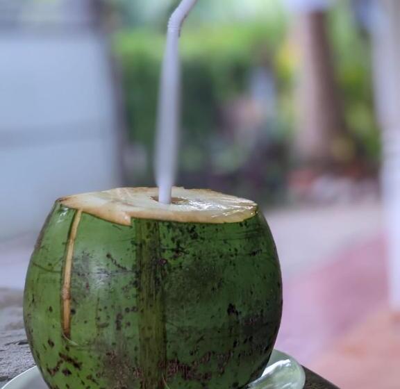 هتل Triple One Villa