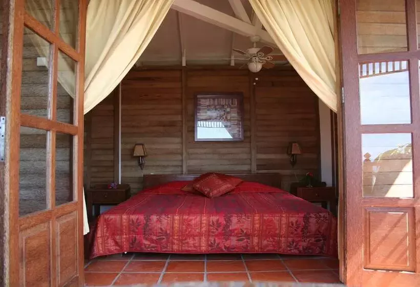 هتل Statia Lodge