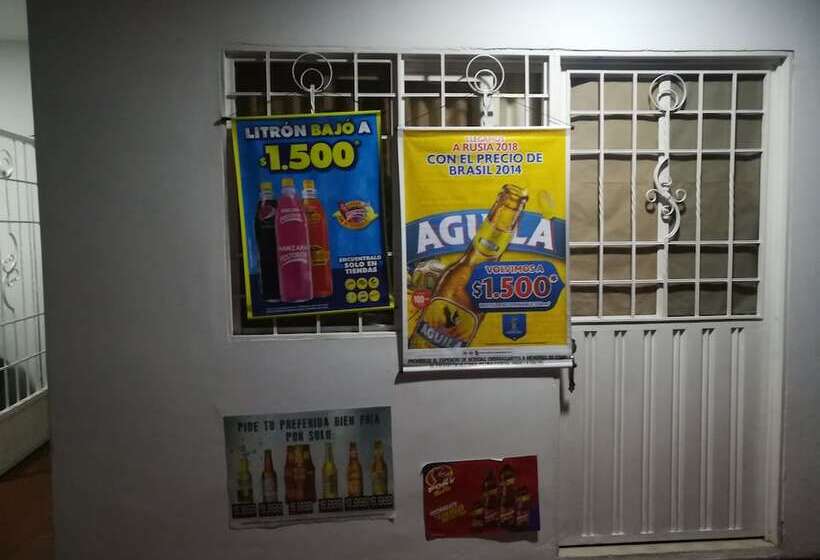 تختخواب و صبحانه La Casita Morada