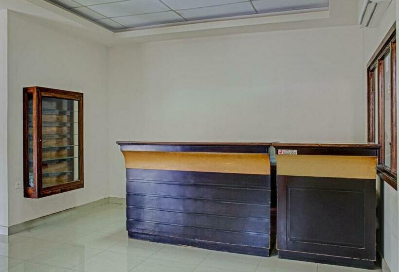 호텔 Pelangi Indah  Hostel