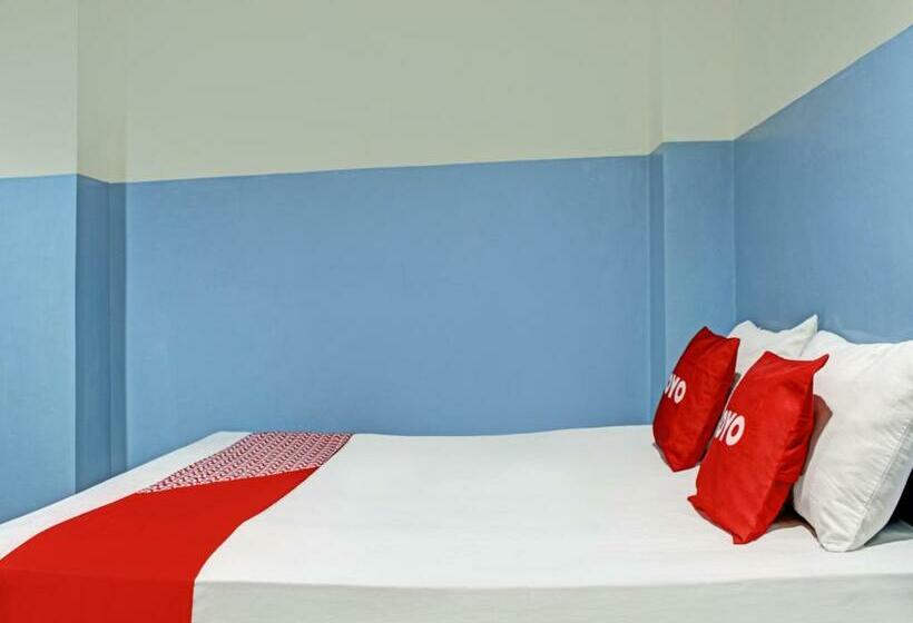 호텔 Pelangi Indah  Hostel