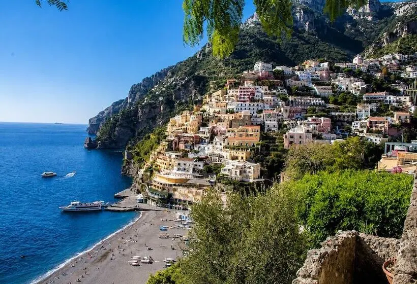 Hotiday Ponza Scogliera