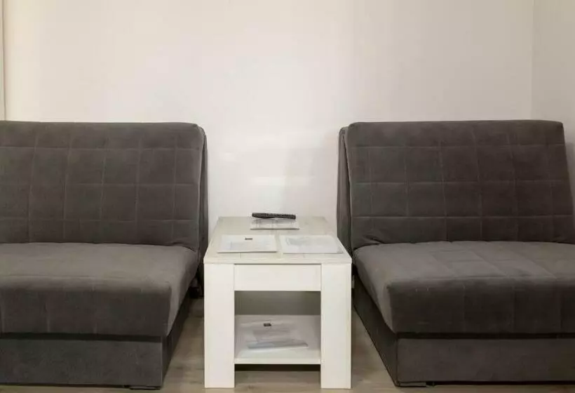 هاستل La Casa