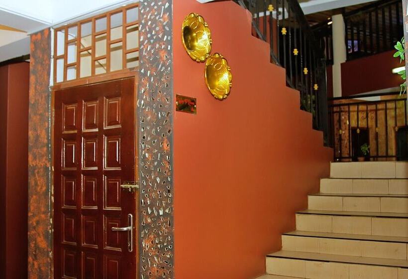 Alexander Plaza Hotel Ltd