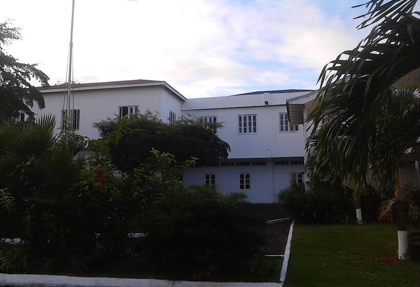 تختخواب و صبحانه Sea Shell Palms, Ocho Rios