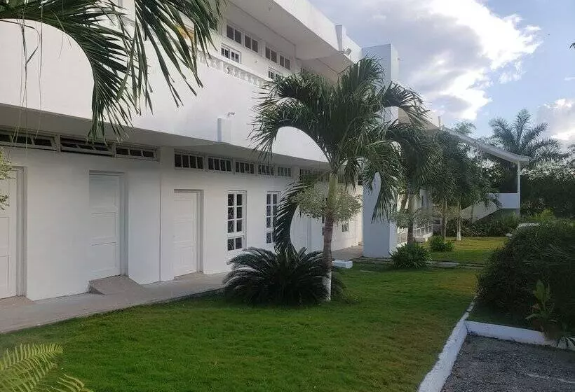 تختخواب و صبحانه Sea Shell Palms, Ocho Rios