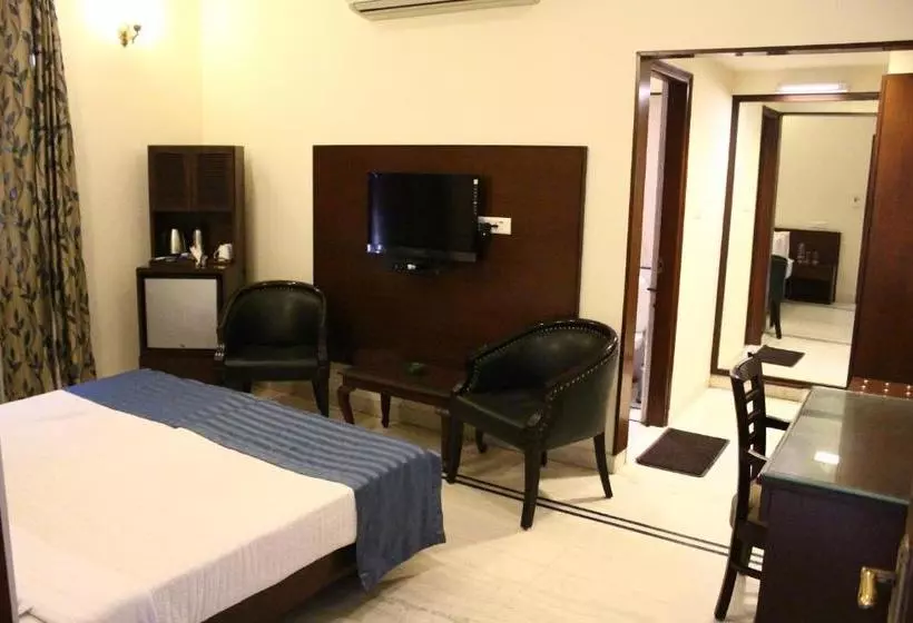 ホテル Patiala Retreat  Luxury S