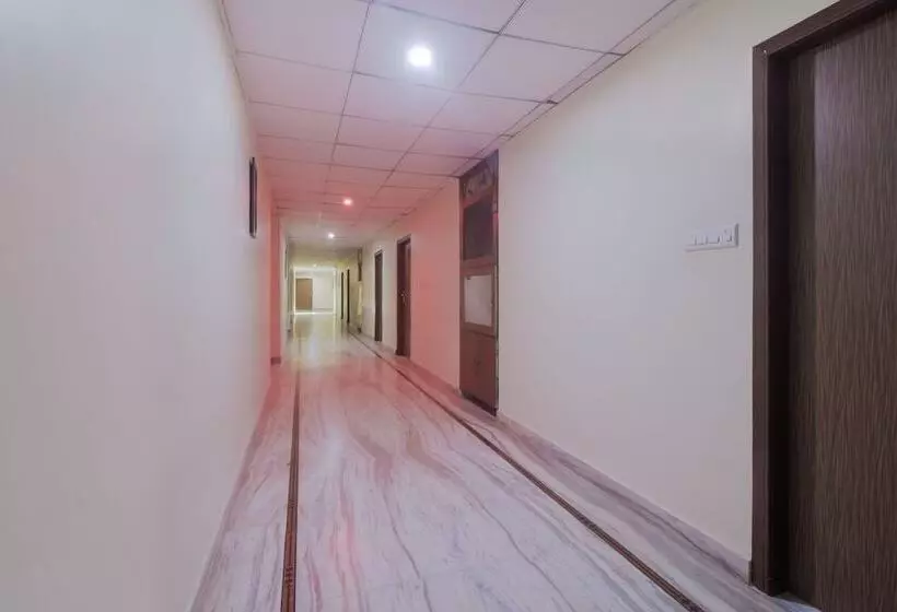Oyo 24535 Hotel Payas