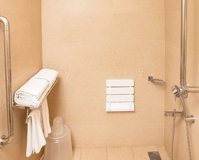 Oyo 24535 Hotel Payas