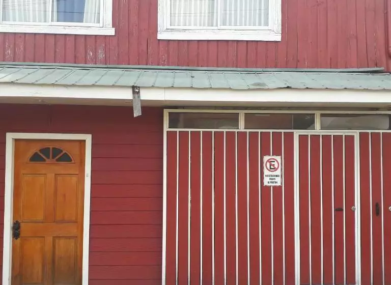 پانسیون Hostal Rayen