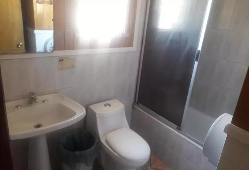 پانسیون Hostal Rayen