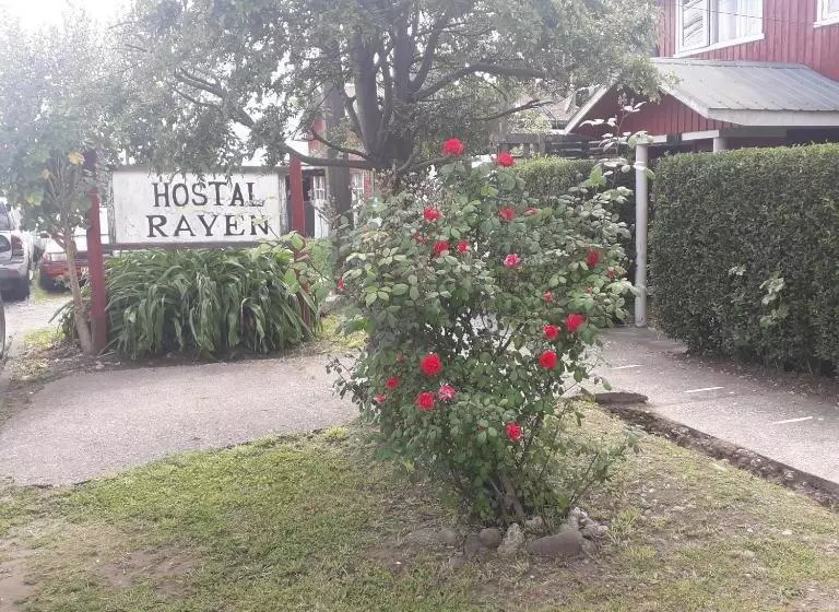 پانسیون Hostal Rayen