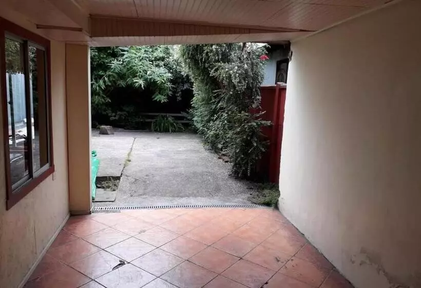 پانسیون Hostal Rayen