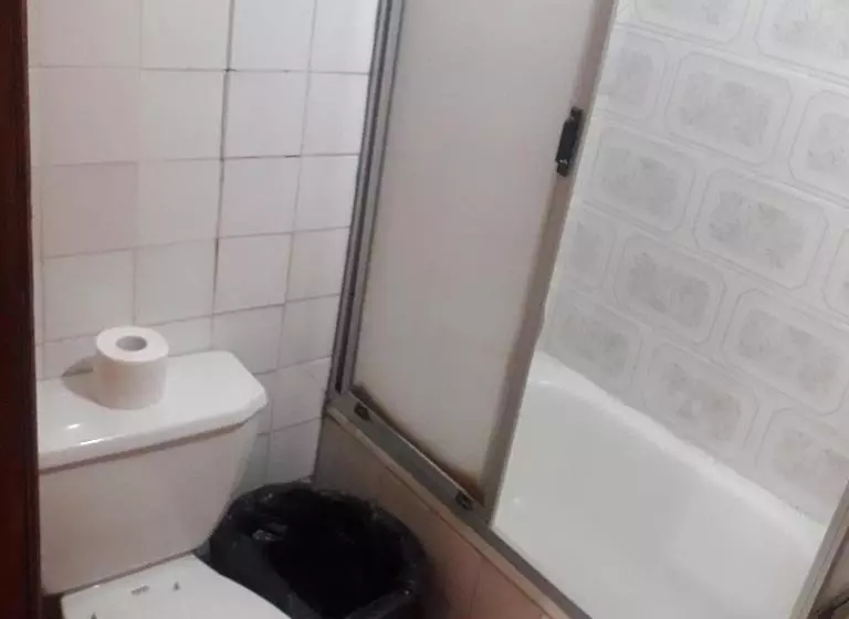 پانسیون Hostal Rayen