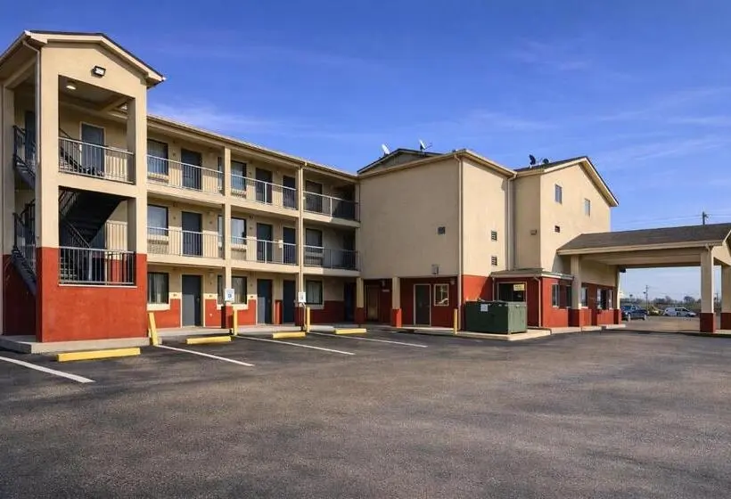 ホテル Spring Place Inn & Suites
