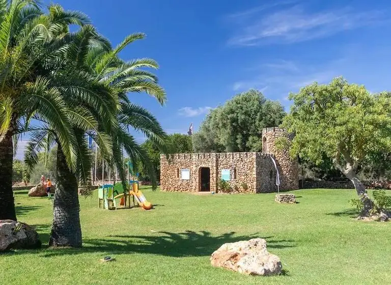 Hotelli Caprice Sa Coma Park