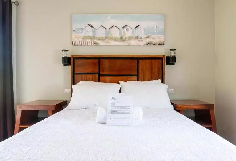 Hotelli Bongo   Adults Only