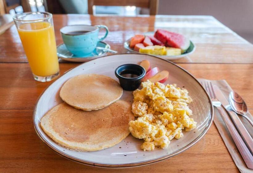 هتل Bongo Adults Only