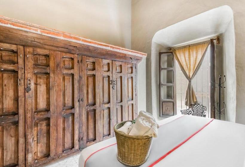 پانسیون Collection O 1531