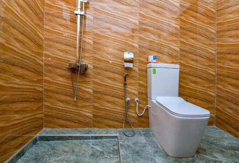 ペンション Third Eye Ella