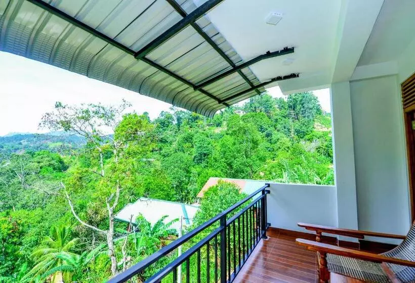 ペンション Third Eye Ella