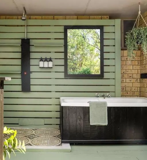 Retkeilymaja Tranquil Queen Room & Pool