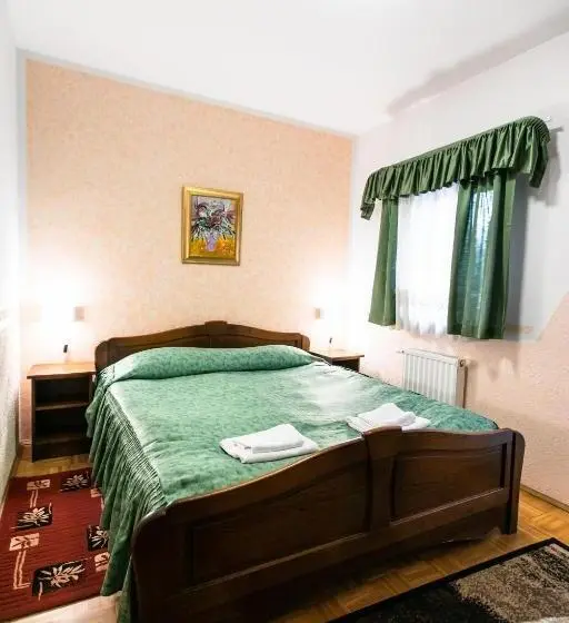 پانسیون Vema House