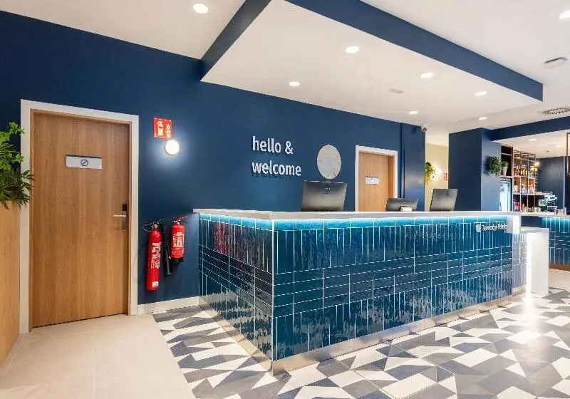 Hotelli Travelodge Bilbao Sestao