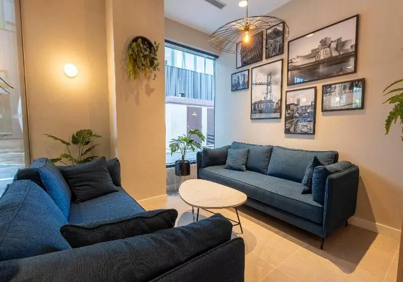 Hotelli Travelodge Bilbao Sestao