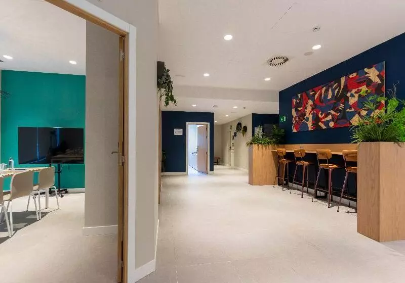 Hotelli Travelodge Bilbao Sestao