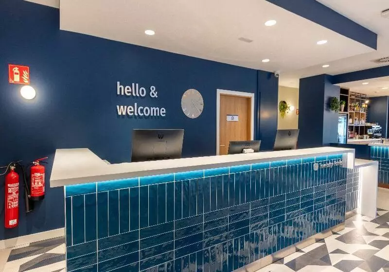 Hotelli Travelodge Bilbao Sestao