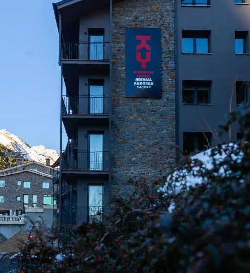 Ky Mountain Hostel Arinsal