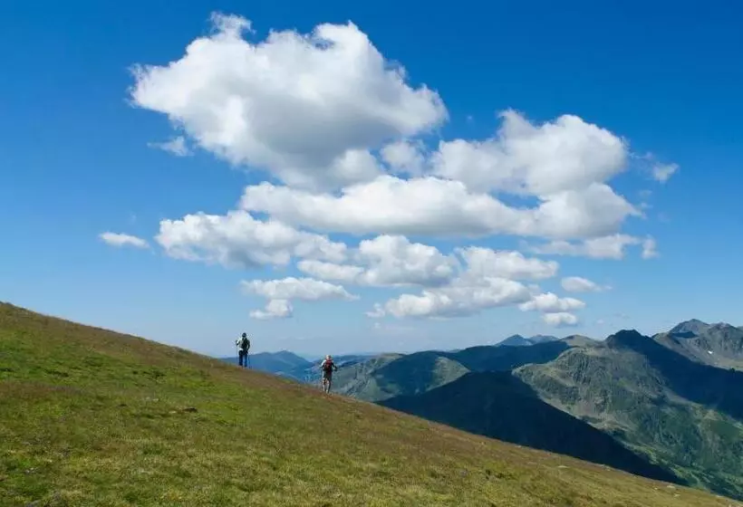 Ky Mountain Hostel Arinsal