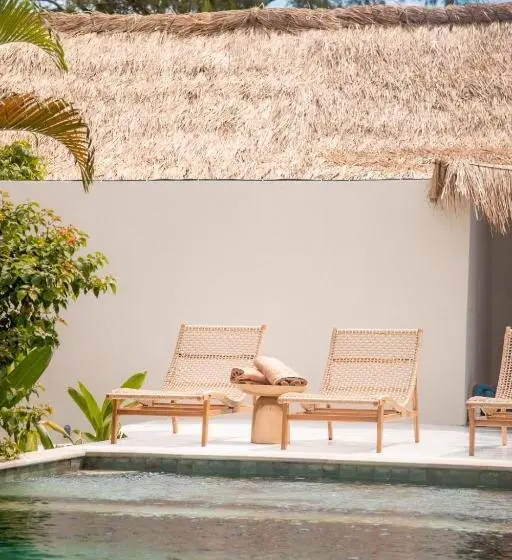 Les Vagues   Hotel Villa & Beach Club   Gili Air