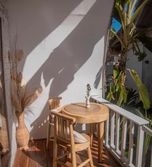 Les Vagues   Hotel Villa & Beach Club   Gili Air