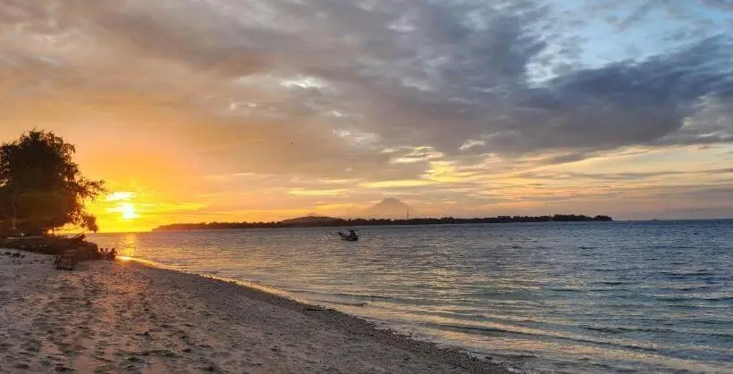 Les Vagues   Hotel Villa & Beach Club   Gili Air