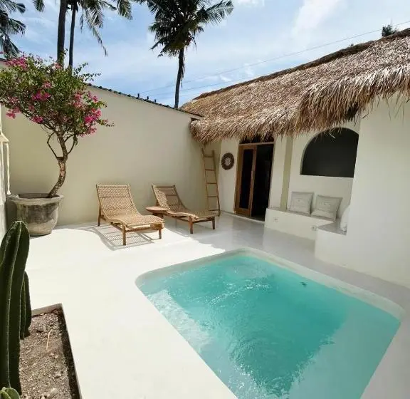 Les Vagues   Hotel Villa & Beach Club   Gili Air