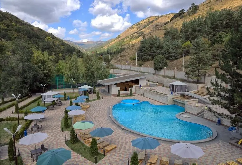 ホテル Aghveran Ararat Resort