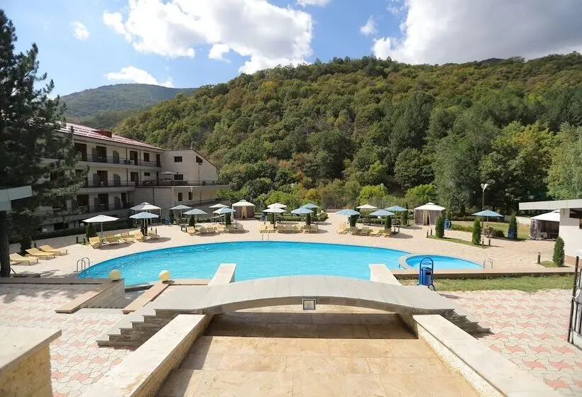 ホテル Aghveran Ararat Resort