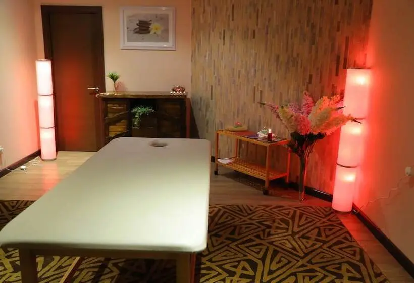 ホテル Aghveran Ararat Resort