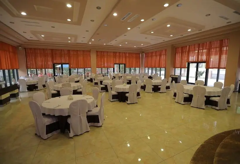 ホテル Aghveran Ararat Resort